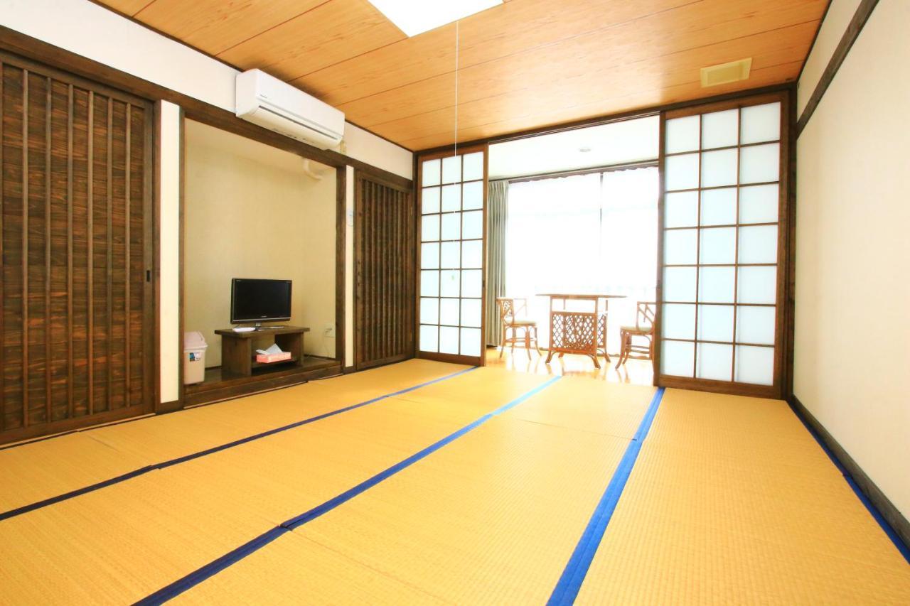 Kagura No Yakata Hotel Такачихо Екстериор снимка